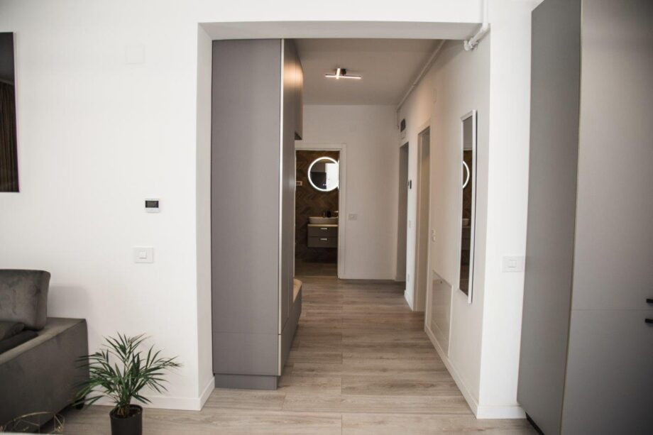 Apartament 2 camere - Nou - Decomandat - Zona Vest