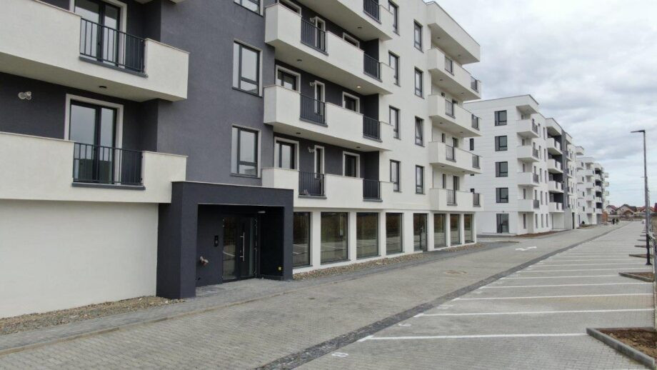 Apartament 2 camere - Nou - Decomandat - Zona Vest