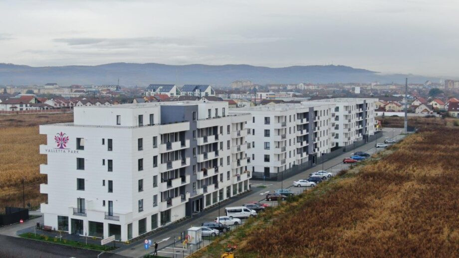 Apartament 2 camere - Nou - Decomandat - Zona Vest