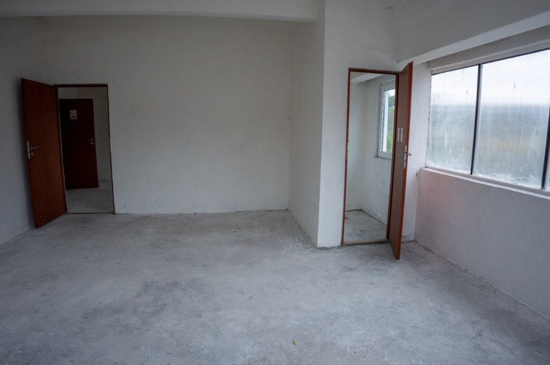 Hală industrială P+E de vânzare în Toplița – 628 mp construiți, structură beton 