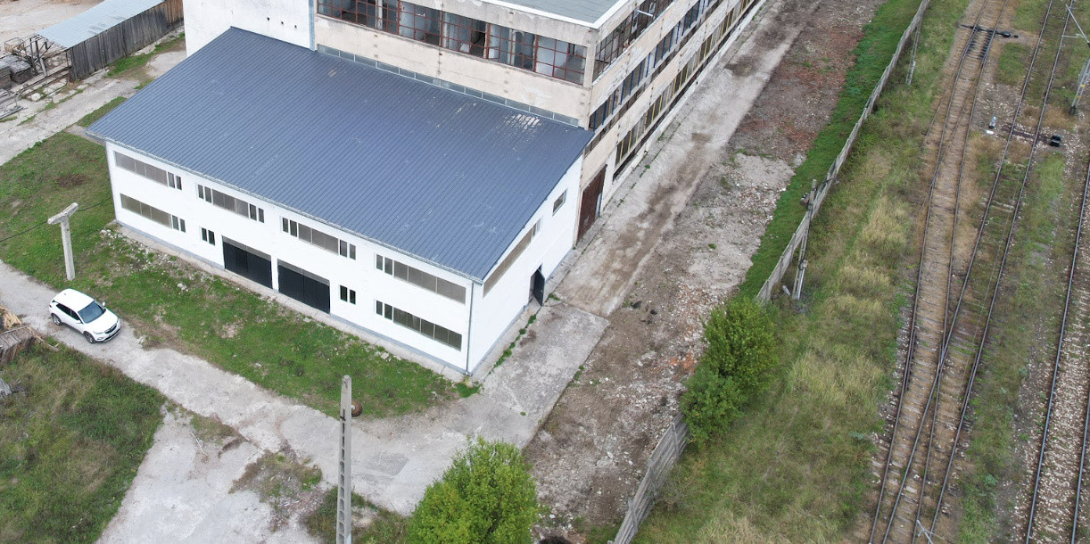 Clădire industrială cu potențial mixt – producție, depozitare, servicii –Toplița