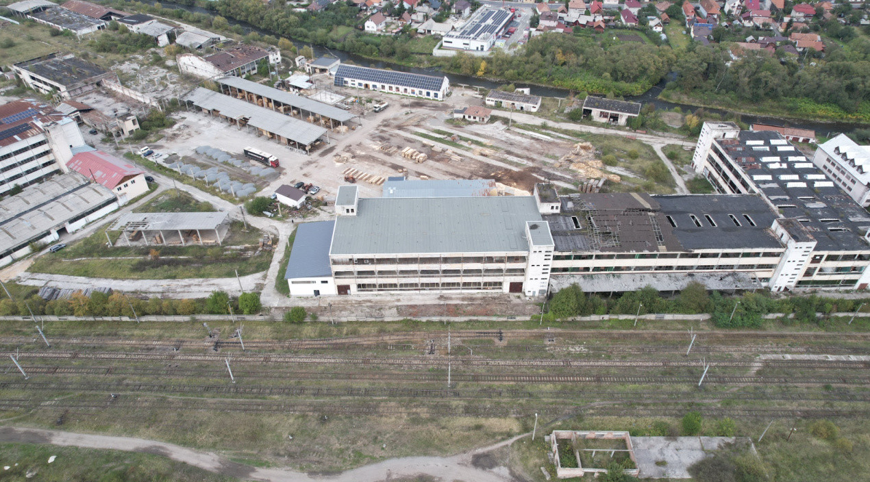 Clădire industrială cu potențial mixt – producție, depozitare, servicii –Toplița