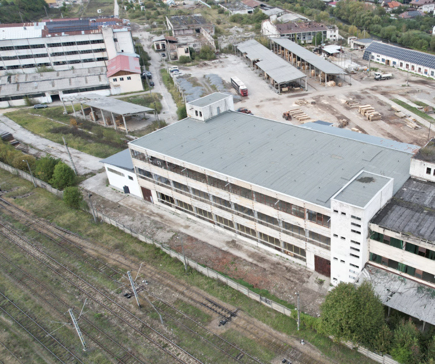 Clădire industrială cu potențial mixt – producție, depozitare, servicii –Toplița