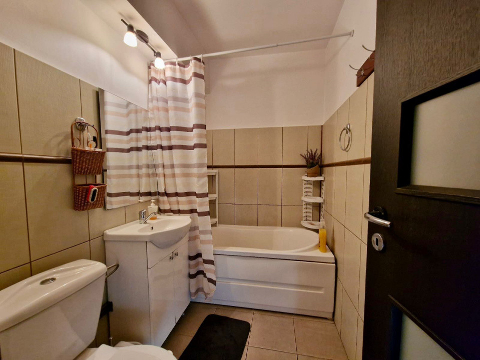 Apartament ultra-central de inchiriat 