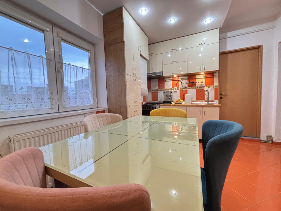 Apartament de vânzare, 3 camere - str. Plugarilor, Sibiu