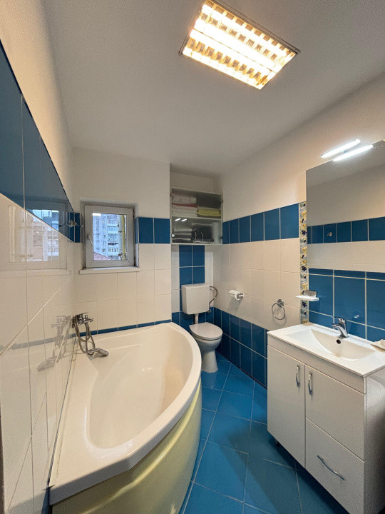 Apartament de vânzare, 3 camere - str. Plugarilor, Sibiu