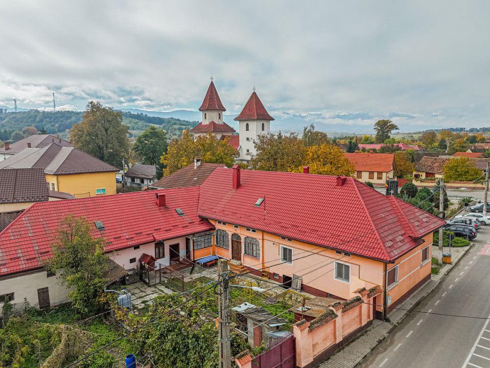 Casă individuală de vânzare 318 mp utili + 571 mp teren Comision 0%