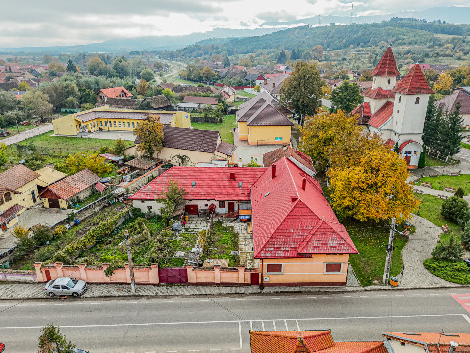 Casă individuală de vânzare 318 mp utili + 571 mp teren Comision 0%