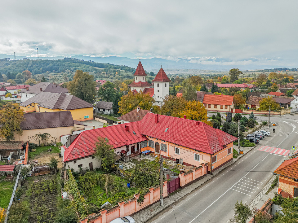 Casă individuală de vânzare 318 mp utili + 571 mp teren Comision 0%