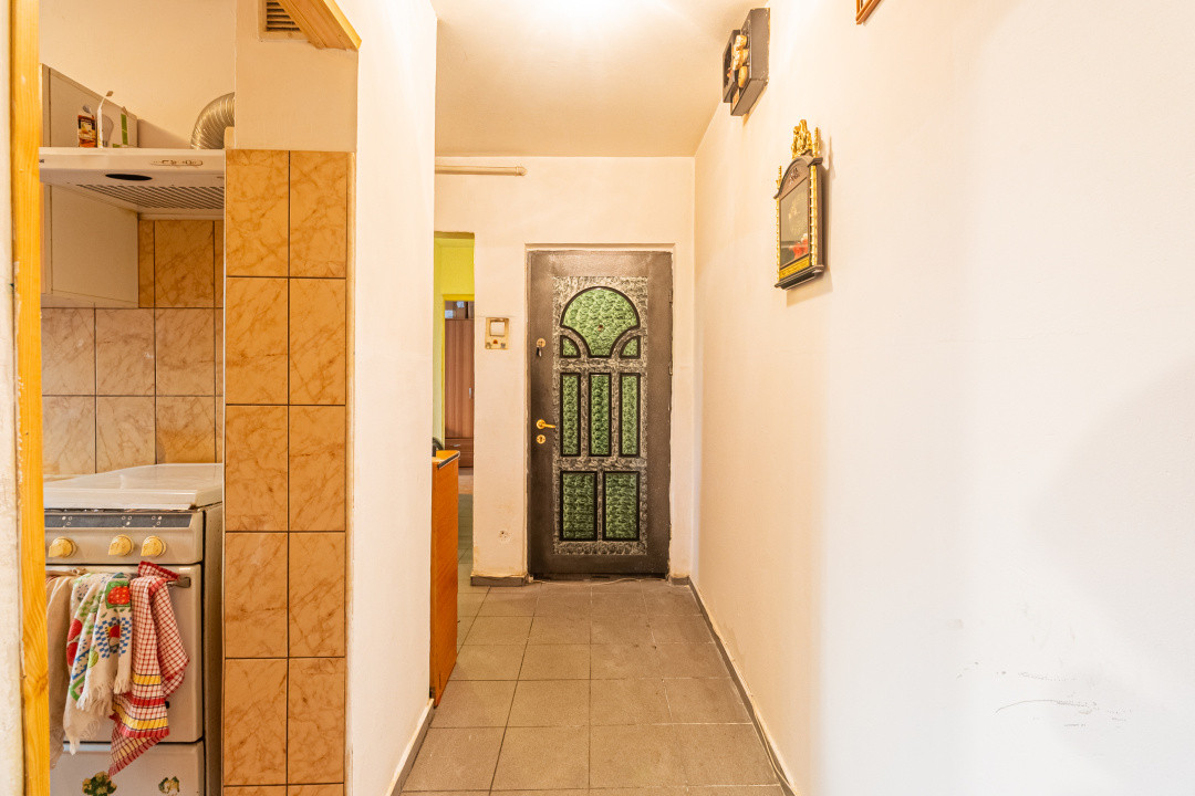 Apartament cu 3 camere decomandat 