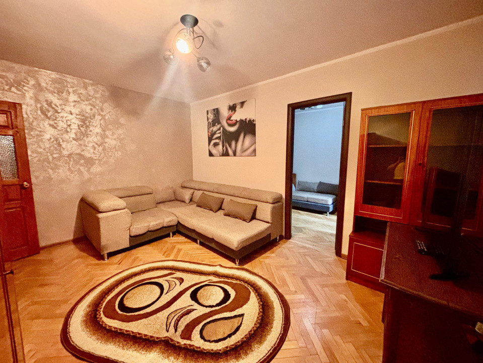 Apartament pentru inchiriat, 2 Camere, Etaj 1 - Craiovita Noua