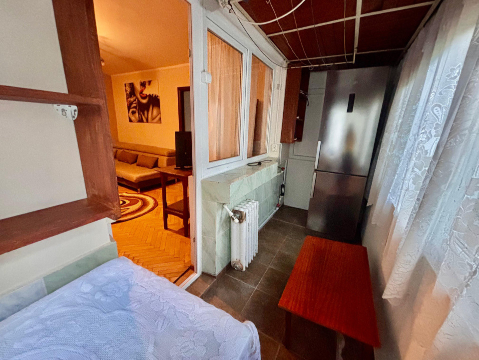 Apartament pentru inchiriat, 2 Camere, Etaj 1 - Craiovita Noua