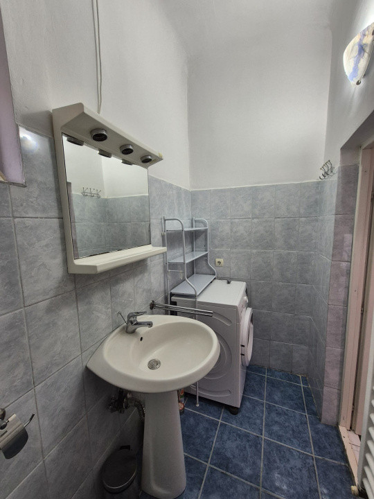 De închiriat garsonieră centrală – Sibiu