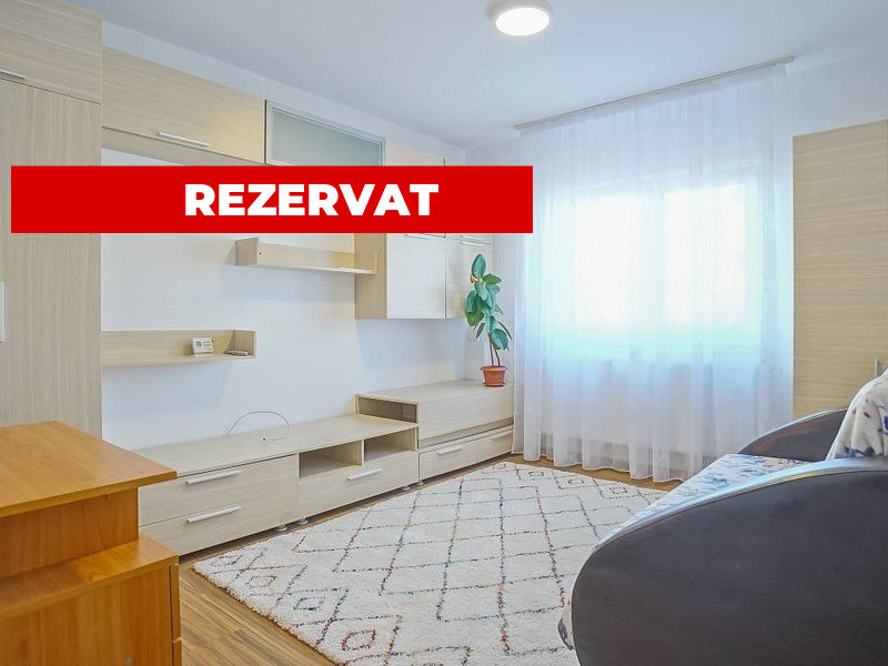 REZERVAT - Garsonieră decomandată, mobilată și utilată - zona Tractorul