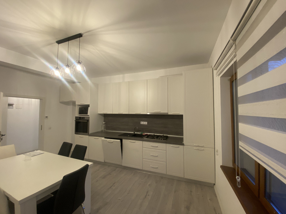 Apartament 3 camere de inchiriat parter 2 parcari Vasile Aron Sibiu