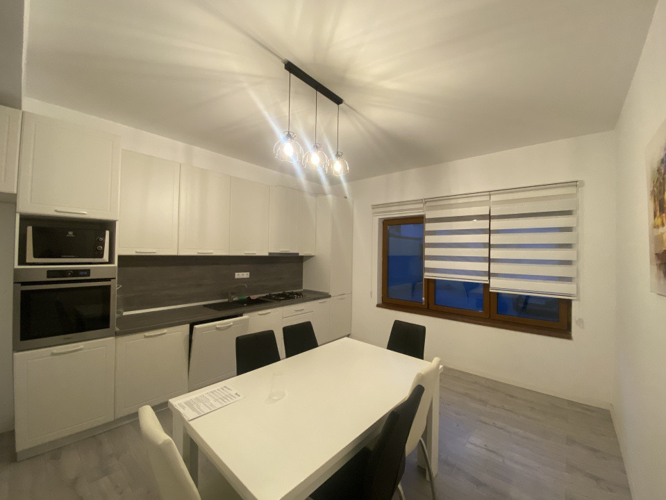 Apartament 3 camere de inchiriat parter 2 parcari Vasile Aron Sibiu