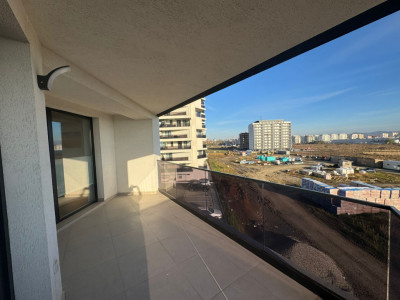 Rafinament, lumină și două terase cu personalitate