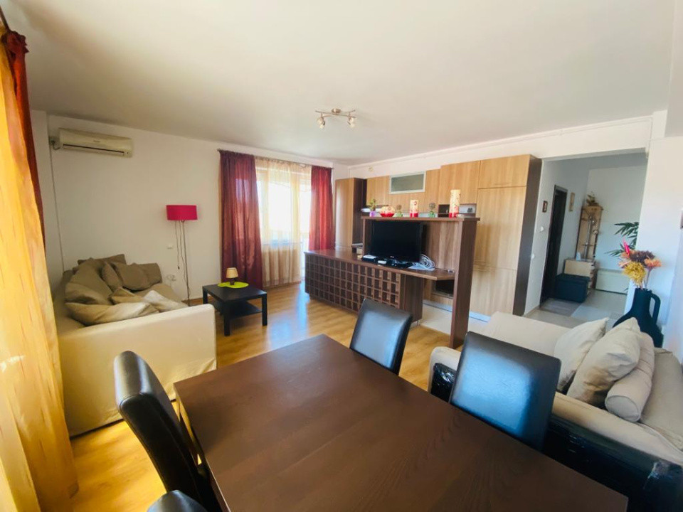 Apartament modern de închiriat 3 camere -  Zona Parcul Sub Arini 