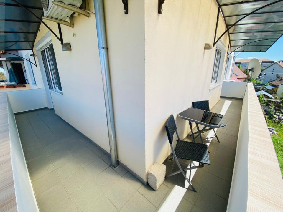 Apartament modern de închiriat 3 camere -  Zona Parcul Sub Arini 