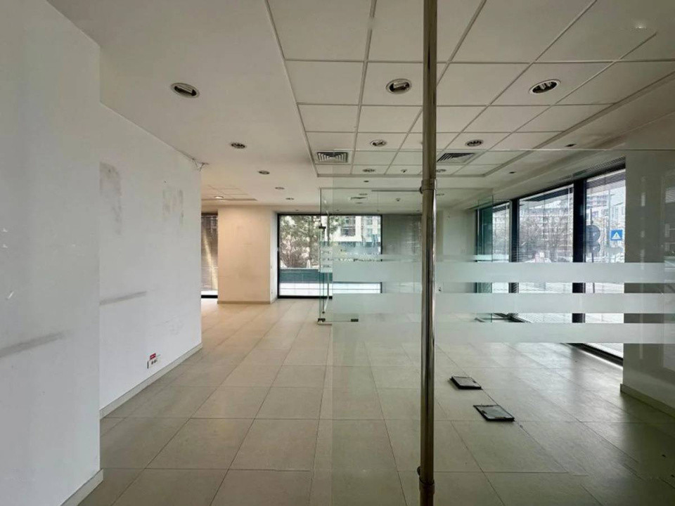 Spatiu comercial sector 1 pipera