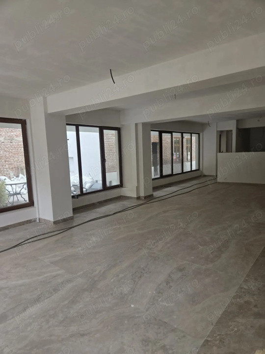Spatiul Comercial Parter Aviatorilor sector 1