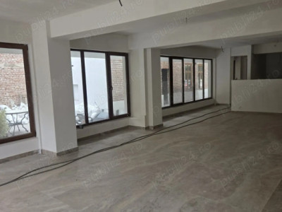 Spatiul Comercial Parter Aviatorilor sector 1