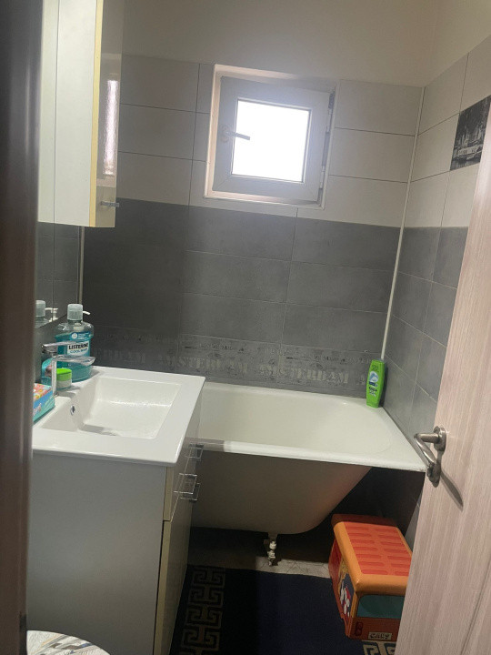 Apartament 2 camere, Craiovita Noua, Etaj 1