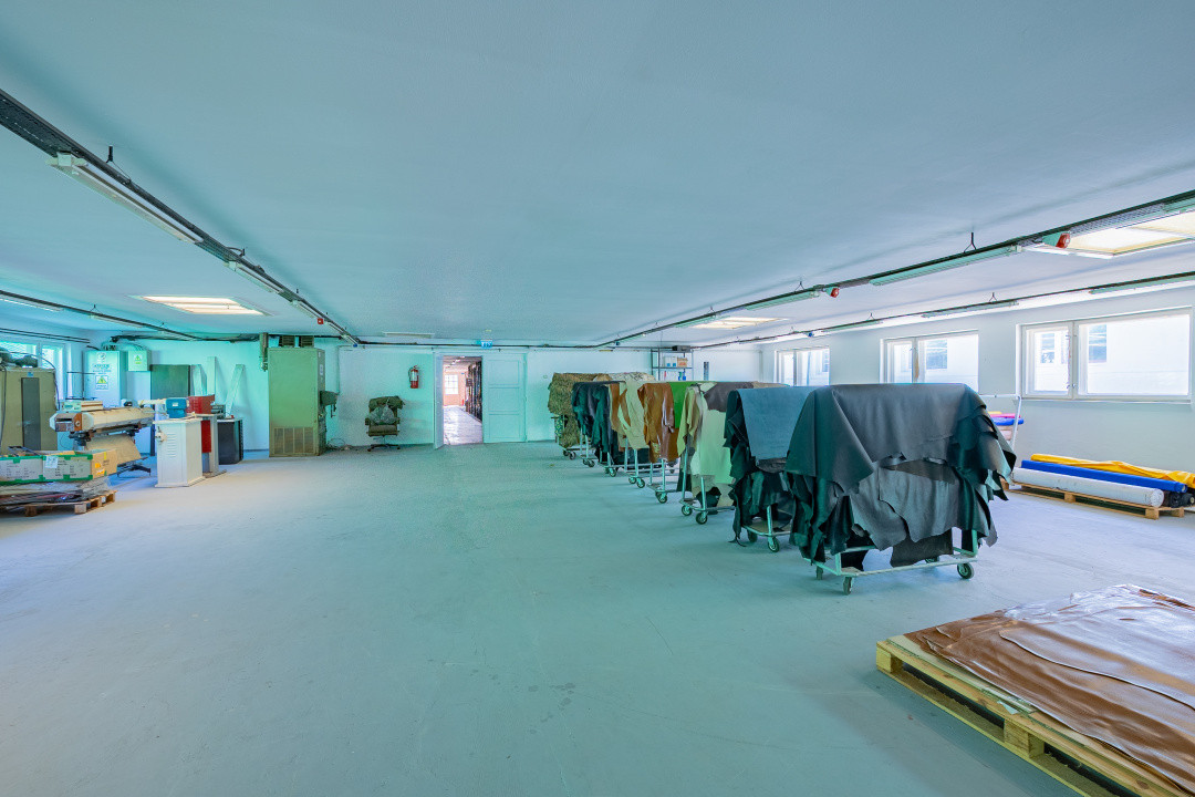 Complex industrial funcțional cu hale, teren generos cu acces A1-Sebes - Sibiu