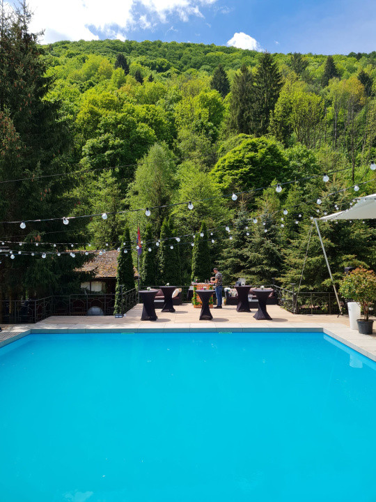 Investiție Premium în Inima Munților Cindrel