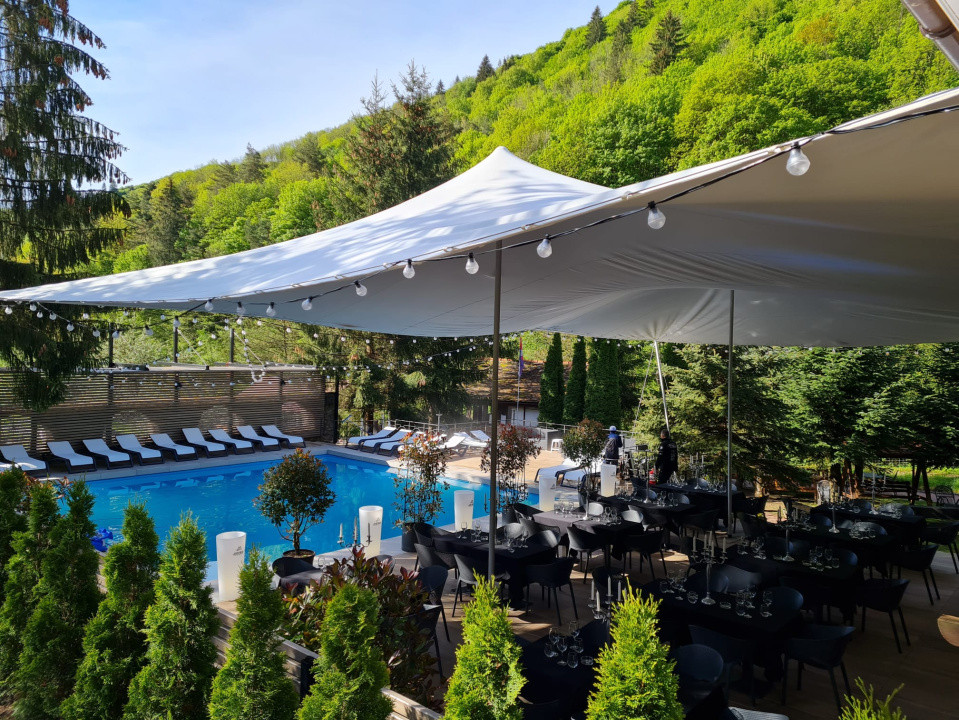 Investiție Premium în Inima Munților Cindrel