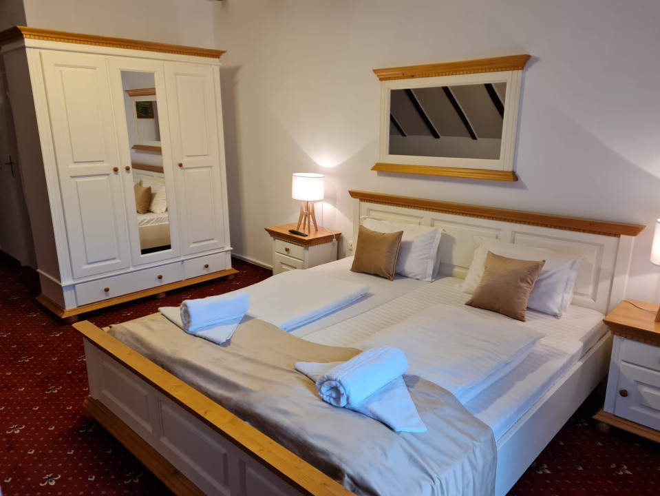 Investiție Premium în Inima Munților Cindrel