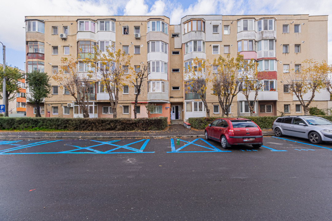 Garsoniera et2  Coresi - Tractorul - COMISION 0%