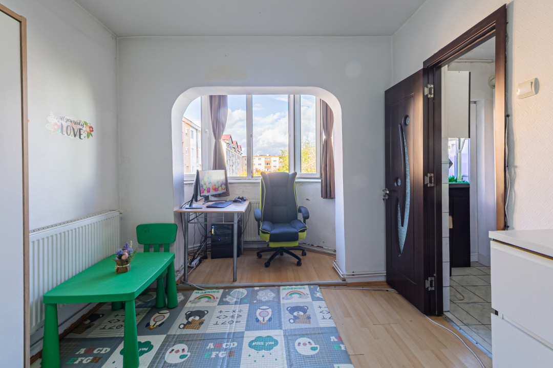 Garsoniera et2  Coresi - Tractorul - COMISION 0%