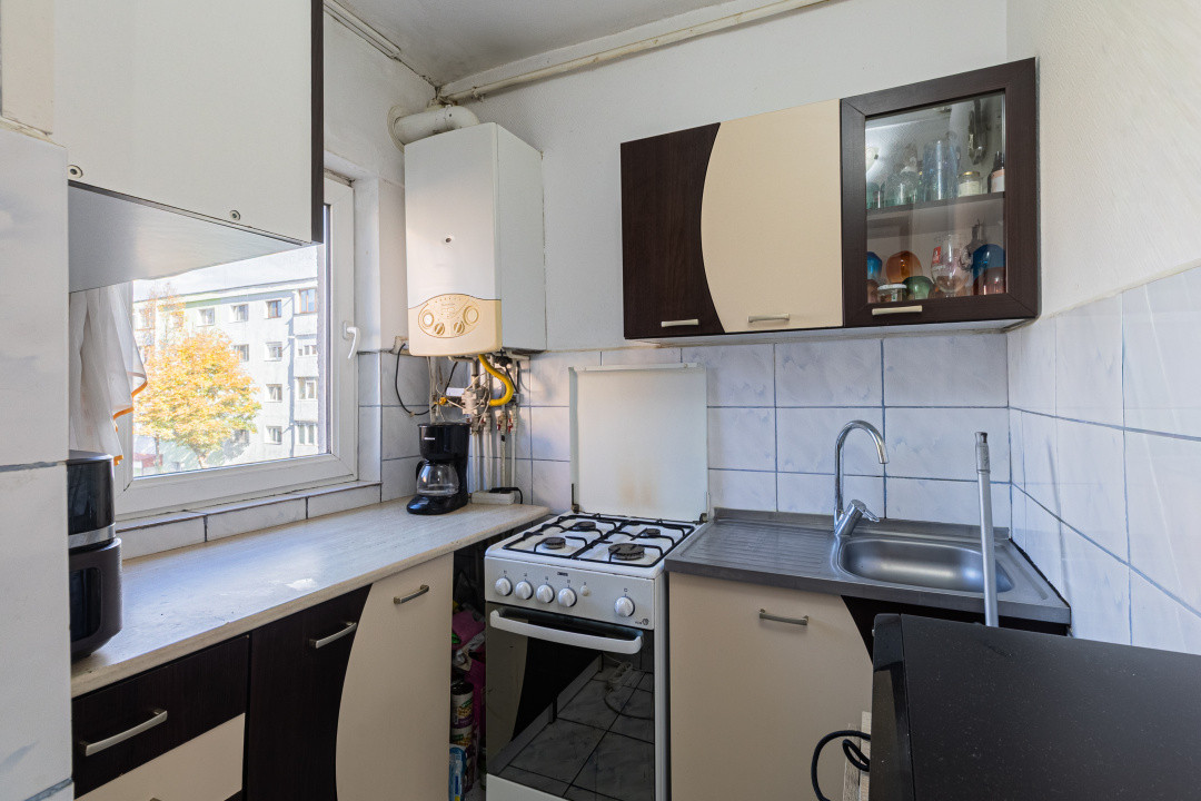 Garsoniera et2  Coresi - Tractorul - COMISION 0%