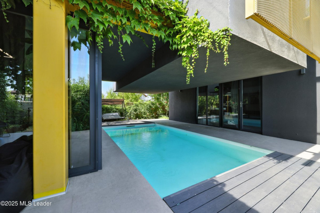 Vila Flight House | Buftea | 344 mp totali