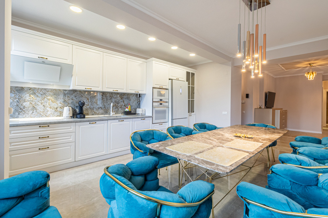 Apartament superb cu 3 camere - Ultracentral, Drumul Poienii