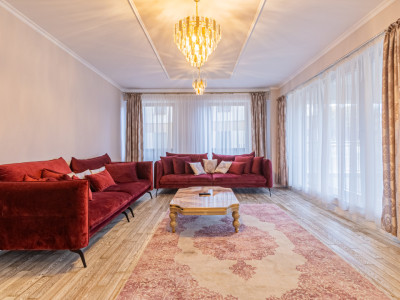 Apartament superb cu 3 camere - Ultracentral, Drumul Poienii 
