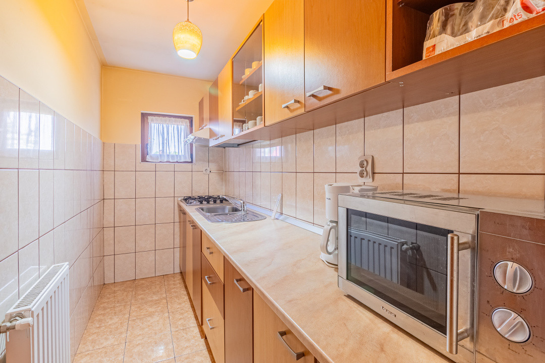 Vilă de vânzare,  ideală pentru familie sau pensiune în Râșnov, COMISION 0%