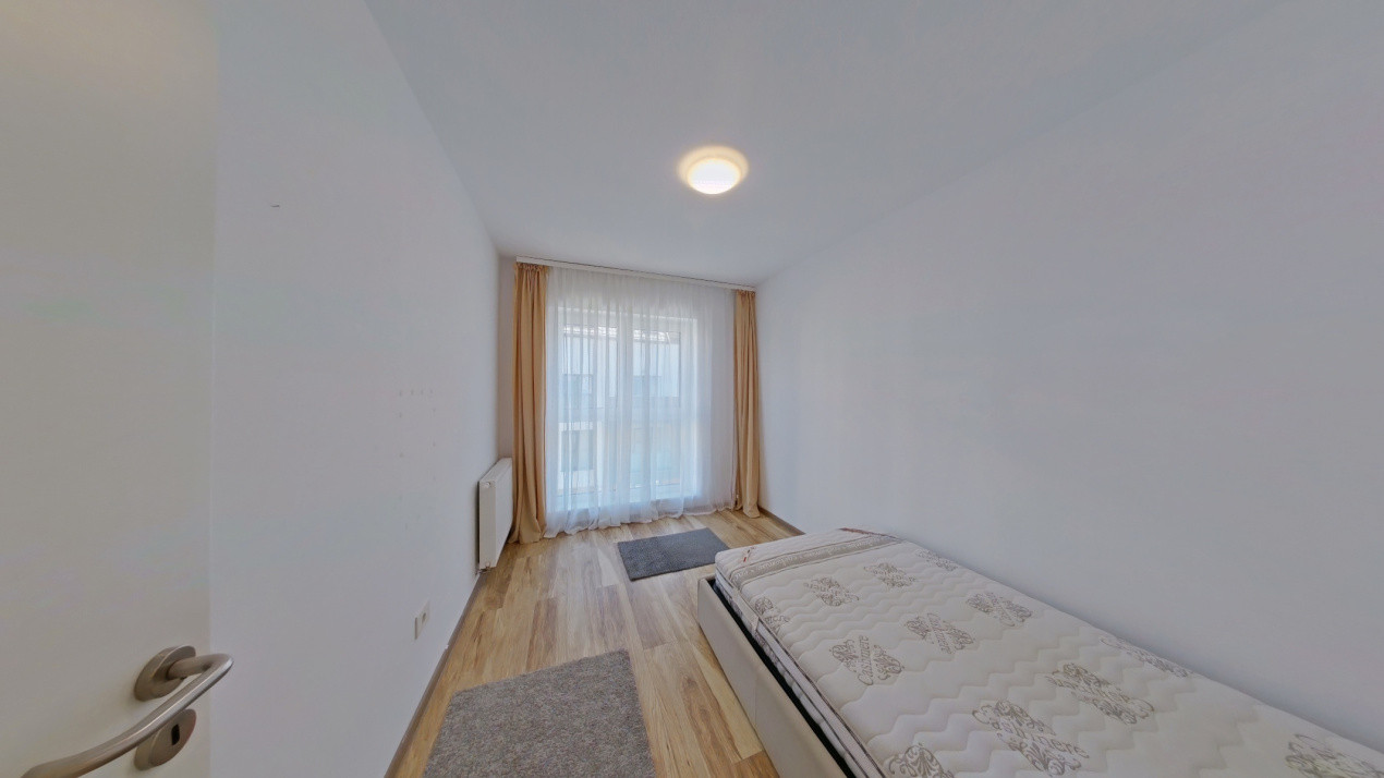 Apartament decomandat, 3 camere, modern – Tractorul