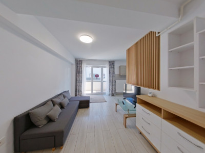 Apartament decomandat, 3 camere, modern – Tractorul