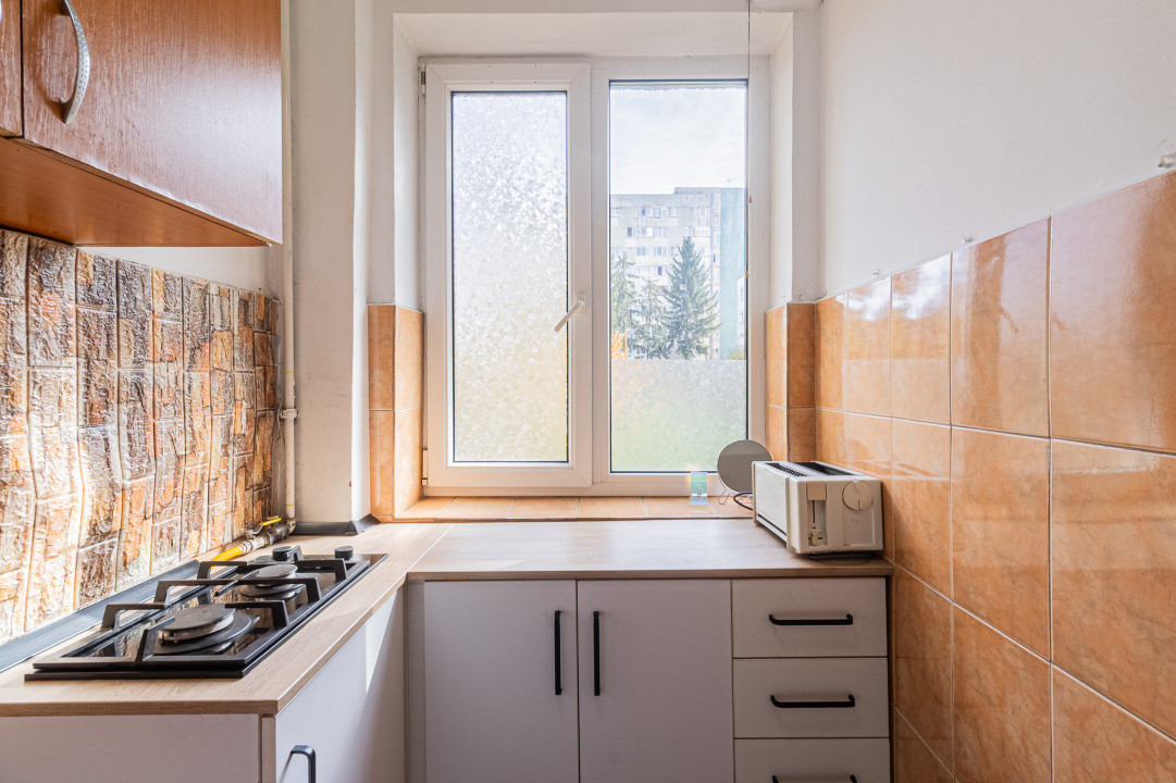 Garsoniera | 32 mp | Etaj intermediar | Calea Bucuresti | Comision 0%