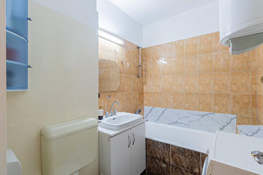 Garsoniera | 32 mp | Etaj intermediar | Calea Bucuresti | Comision 0%