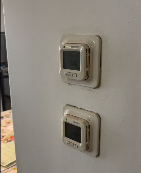 Apartament cu 4 camere mobilat utilat in Vasile Aaron 80 mp