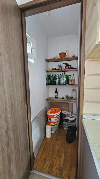 Apartament 3 camere de inchiriat – Vasile Aaron, zona Magazinul Barza