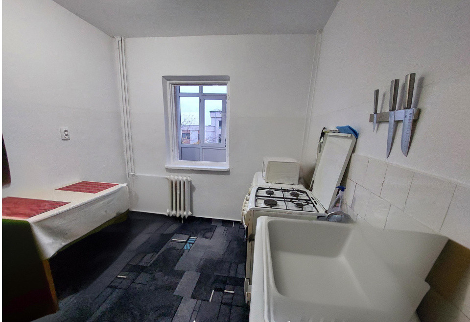 Apartament 2 camere decomandate, Brazda, zona linistita