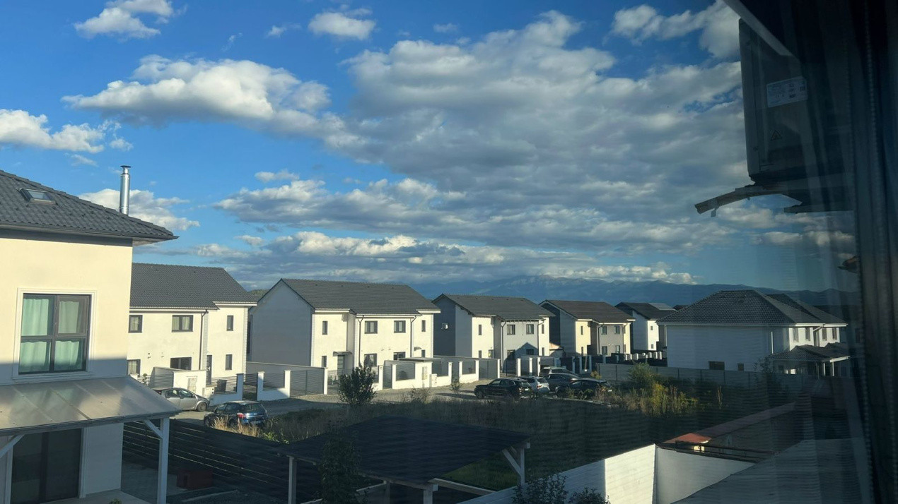 Casă spațioasă, 160 mp, complet utilată și mobilată, preț excelent 