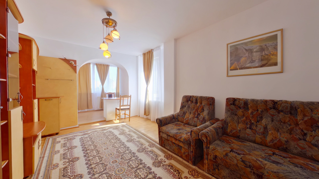 Inchiriere apartament 3 Camere, mobilat și utilat - zona Centrul Civic