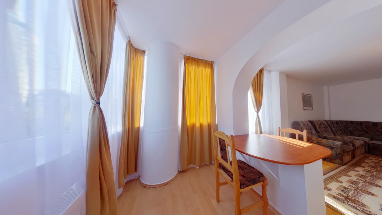 Inchiriere apartament 3 Camere, mobilat și utilat - zona Centrul Civic