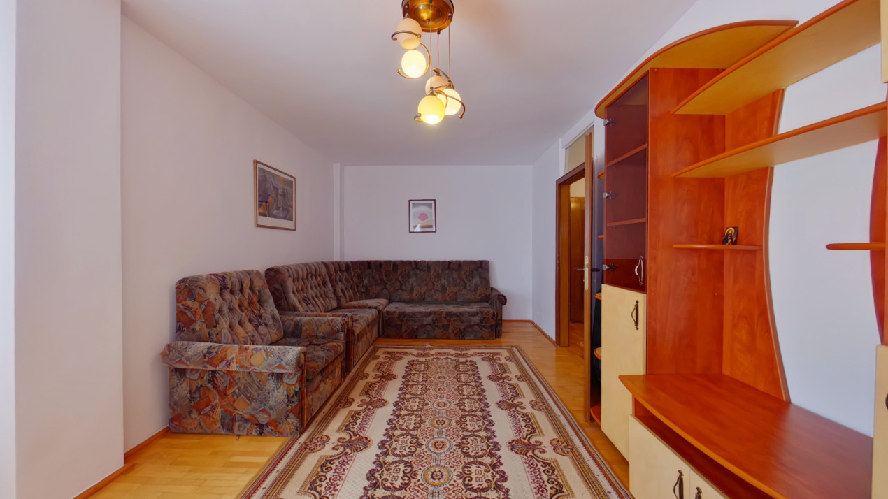 Inchiriere apartament 3 Camere, mobilat și utilat - zona Centrul Civic