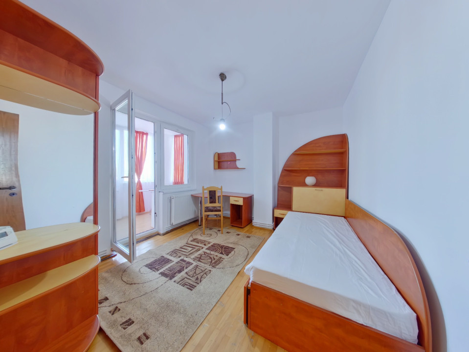 Inchiriere apartament 3 Camere, mobilat și utilat - zona Centrul Civic